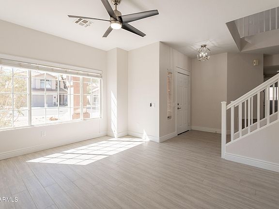 3rd image of 26286 N 45TH Place