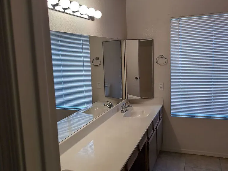 73 S Cypress Ct — Photo 14