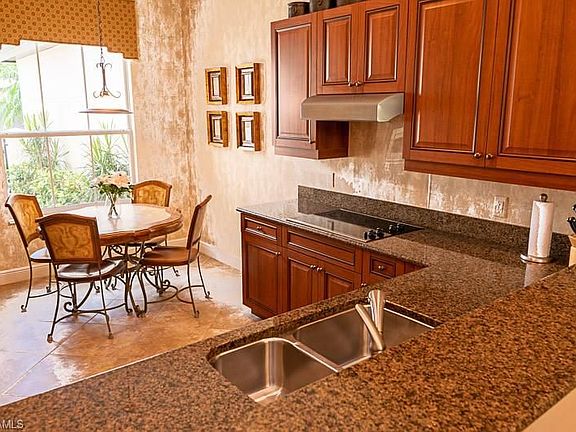 5th image of 6135 Montelena Cir APT 3102