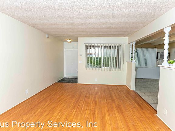 3rd image of 322 E Live Oak St APT C