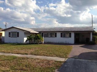 401 W 32nd St, Riviera Beach, FL 33404