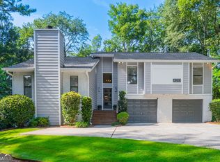 420 Stonebridge Dr, Roswell, GA 30075
