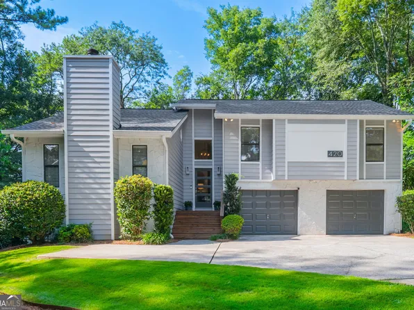 420 Stonebridge Dr, Roswell, GA 30075