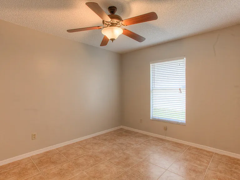 9324 Pavillion Dr — Photo 10