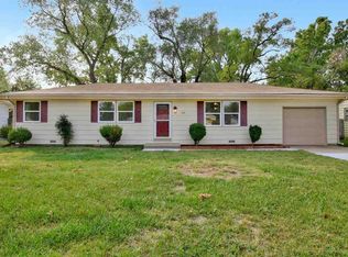 538 N Redbarn Ln, Wichita, KS 67212