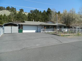 1445 Kimberly Dr, Klamath Falls, OR