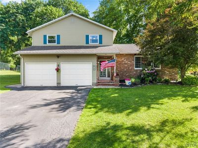 709 Winkworth Pkwy, Syracuse, NY, 13215