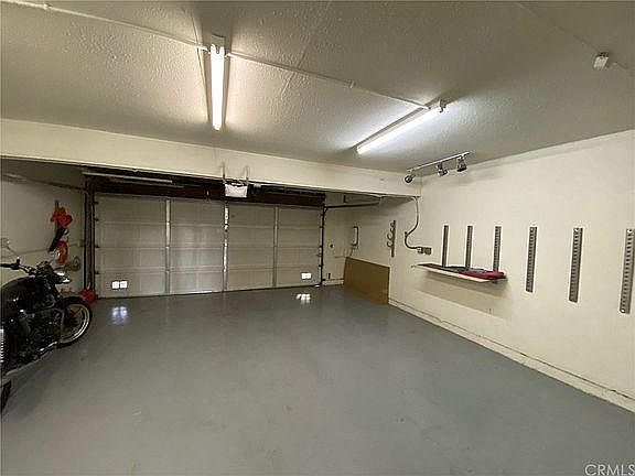 4th image of 20330 S Magnolia Ave