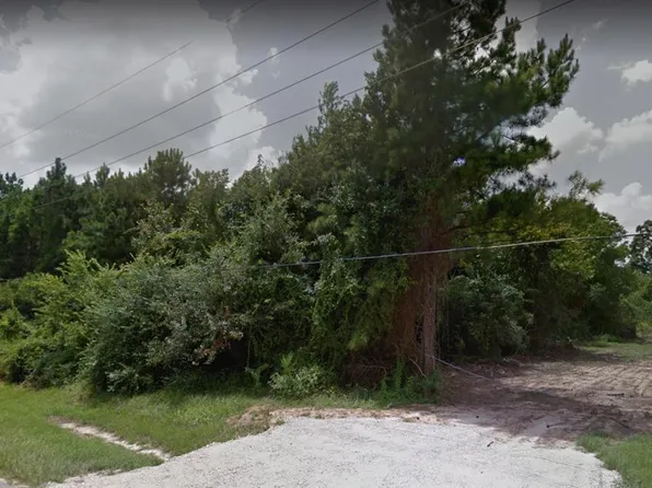 26403 Hanna Rd, Conroe, TX 77385