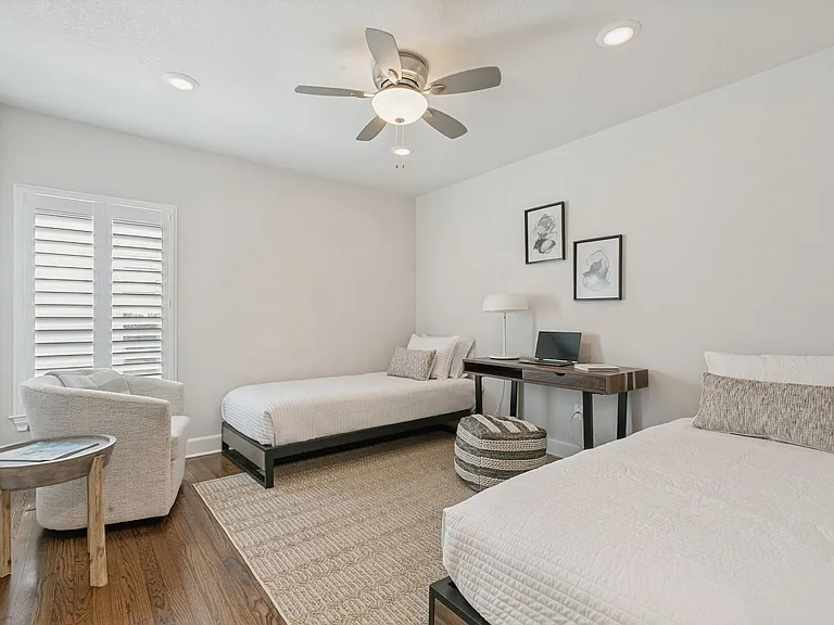 488 E Olmos Dr #1 — Photo 21