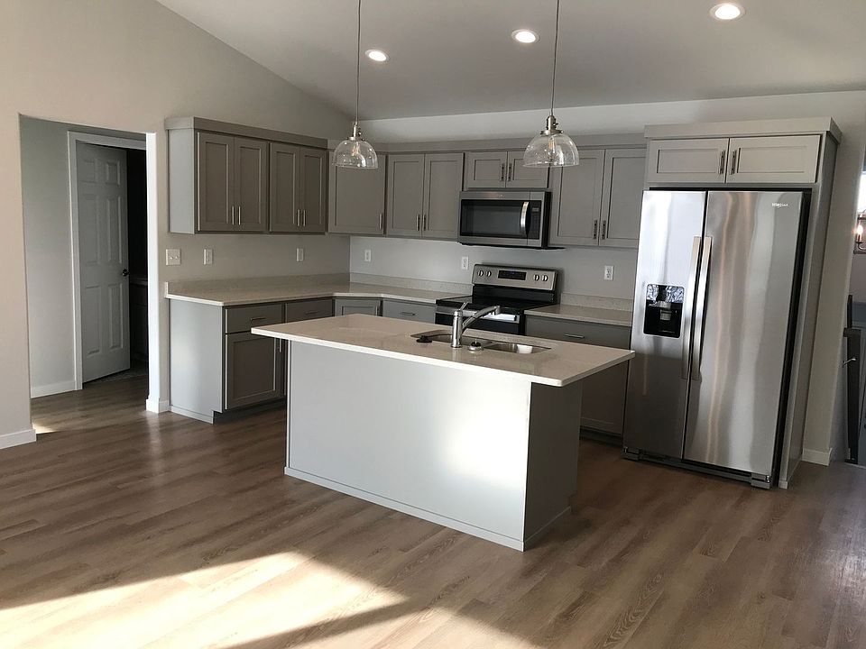 1st image of 305 Torontos Ct #B