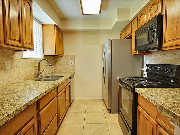 4th image of 7815 Lawn Wood Ln
