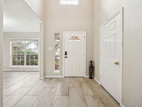 2nd image of 19731 Village Ridge Dr