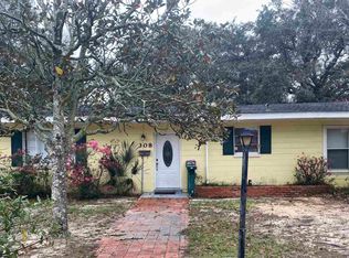 308 Valencia St, Gulf Breeze, FL 32561