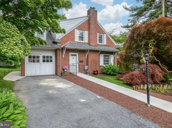 717 N 30th St, Allentown, PA 18104
