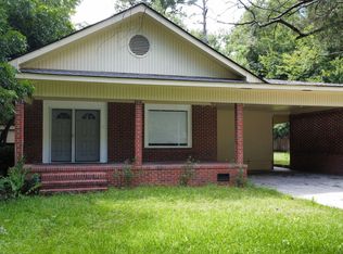9 Henry St, Statesboro, GA 30458