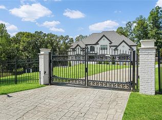376 Lum Crowe Rd, Roswell, GA 30075