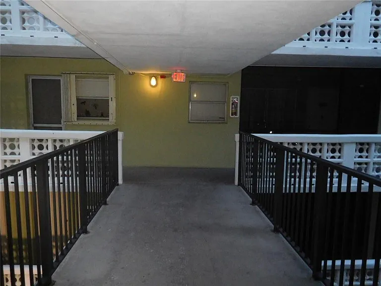1425 Arthur St #414B — Photo 10