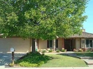 1474 Cedar Ln, Lemoore, CA 93245