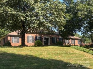 1201 Colonial Dr, Albemarle, NC 28001