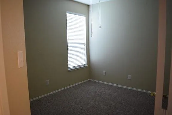 4105 Capstone Dr — Photo 4