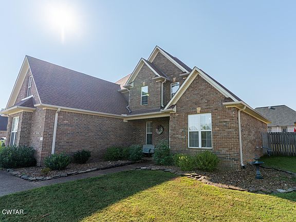 4th image of 205 Crooked Creek Ln