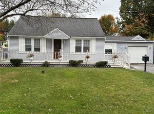 129 Grove St, North Syracuse, NY 13212