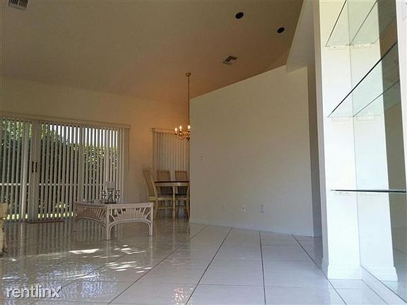 5131 Sabal Gardens Lane 4 c