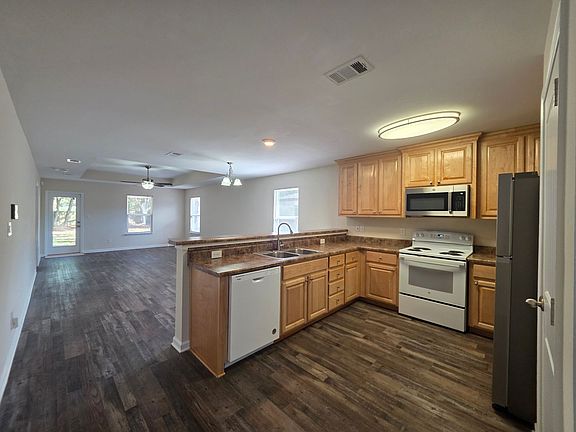 3rd image of 1646 Ora Dr