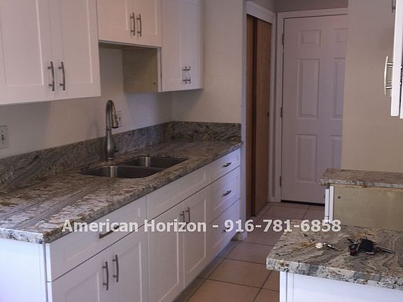 2nd image of 775 Carro Dr APT 4
