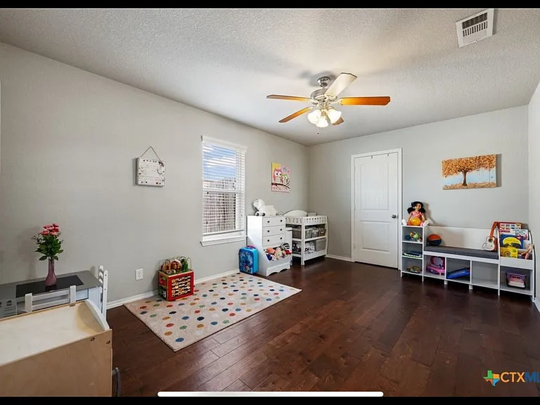 3810 Clementine Dr — Photo 20