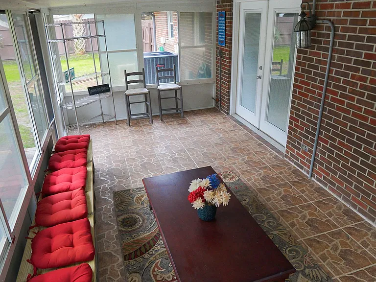 31 Driftwood Ave — Photo 27