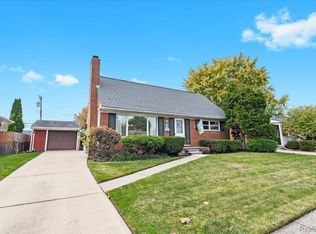 7861 Donna St, Westland, MI 48185