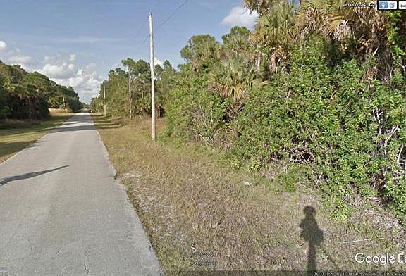 3rd image of 604 Cortez Ave