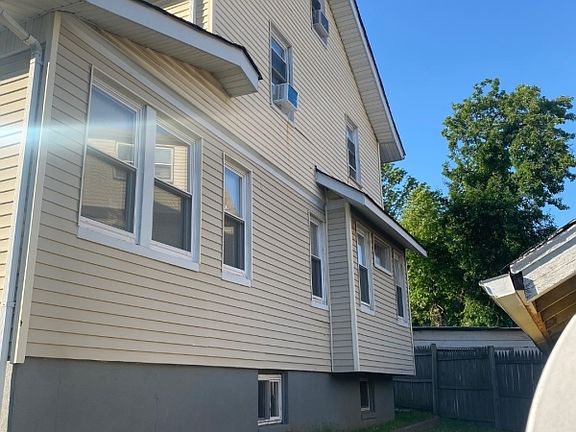 3rd image of 77 Wagner Pl