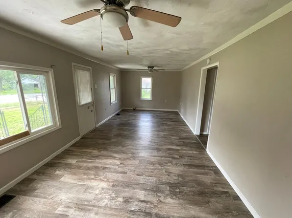 1108 N Leland Ave, Muncie, IN 47303