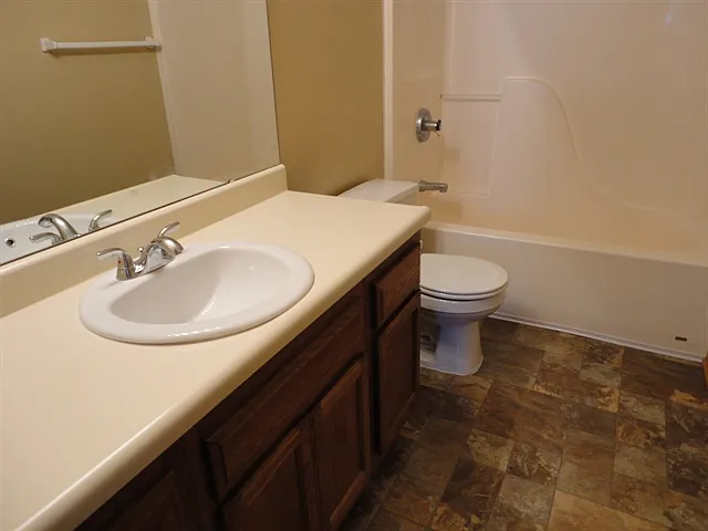 755 Mallory Pkwy — Photo 12