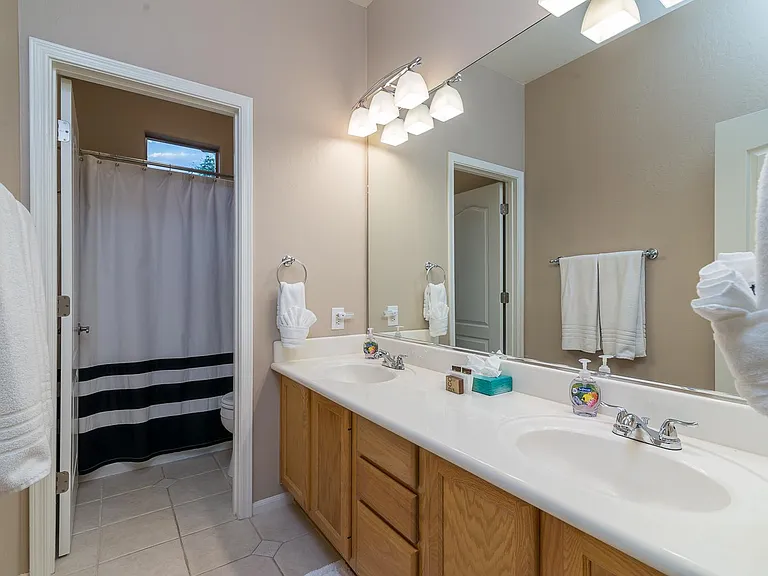 6417 E Marilyn Rd — Photo 22