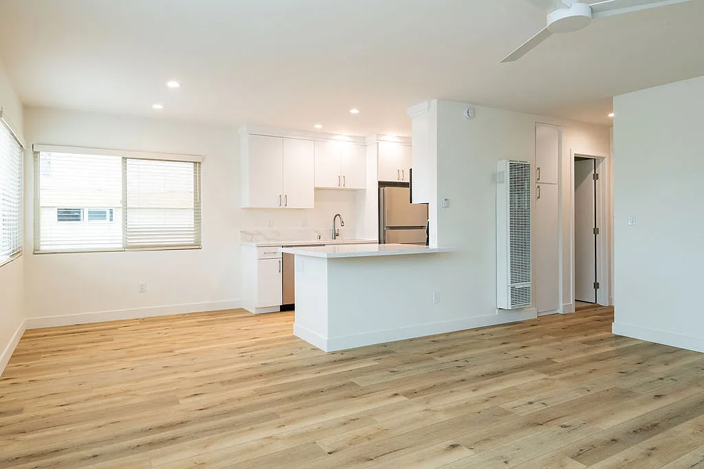 1 bed, 750 sqft, $2,995 — Photo 3