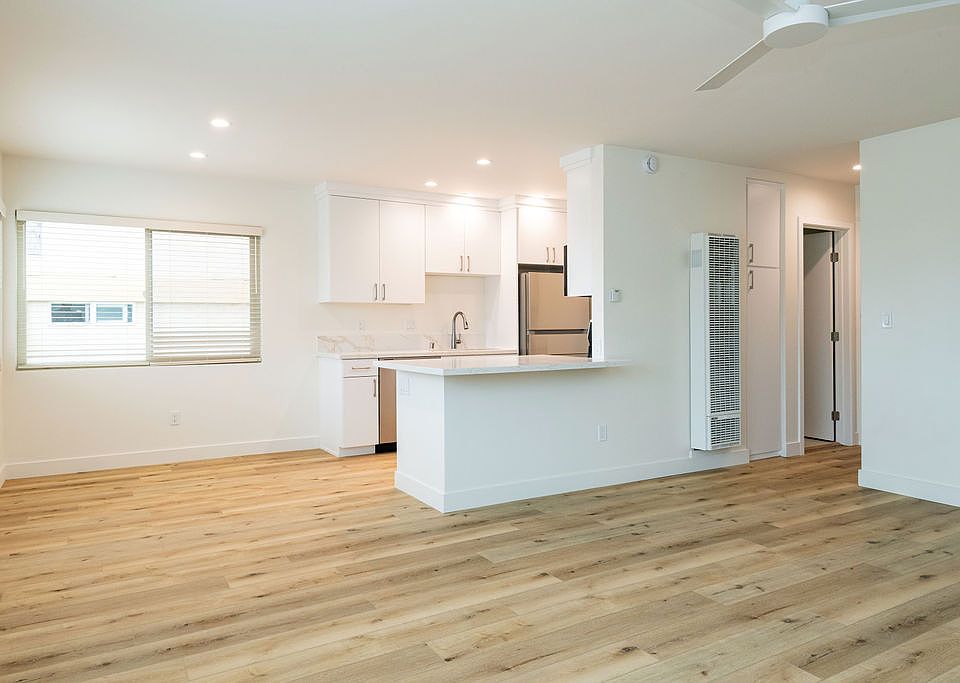 1st image of 5254 La Jolla Mesa Dr