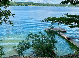 David Swann Dr, Dandridge, TN 37725