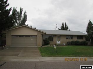 1932 Coral St, Rock Springs, WY 82901