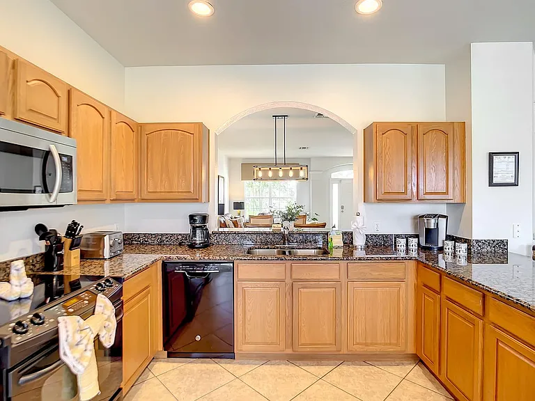 7809 Beechfield St — Photo 28