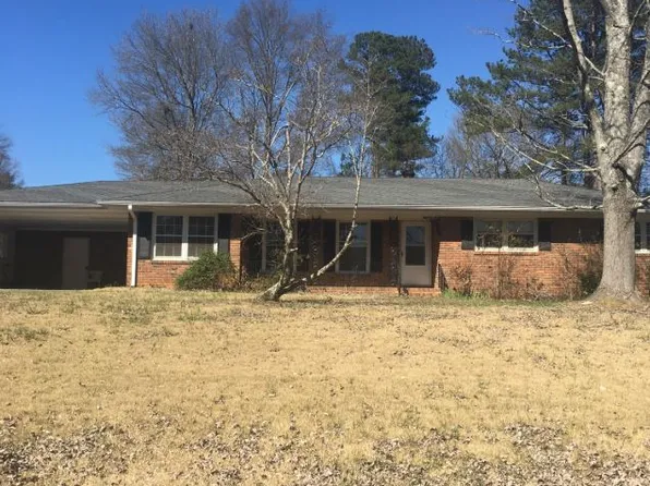 3015 Robinson Rd, Marietta, GA 30068