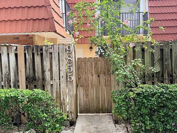 3rd image of 9855 NW 6th Pl