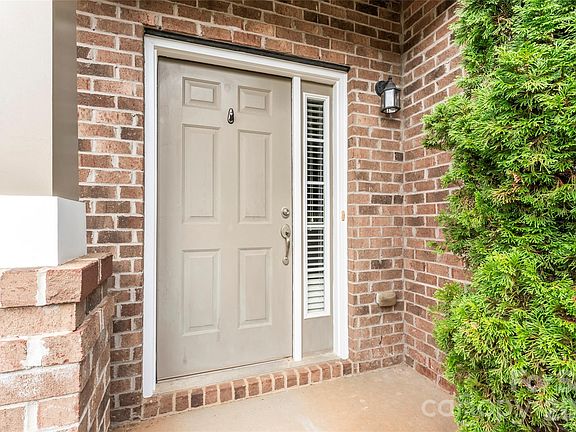 4th image of 5678 Stafford Rd