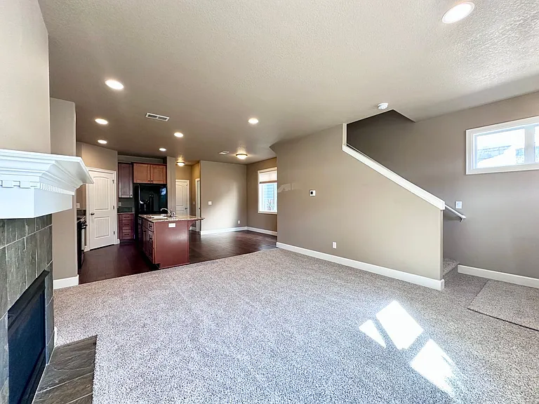 19021 Village Blvd — Photo 7