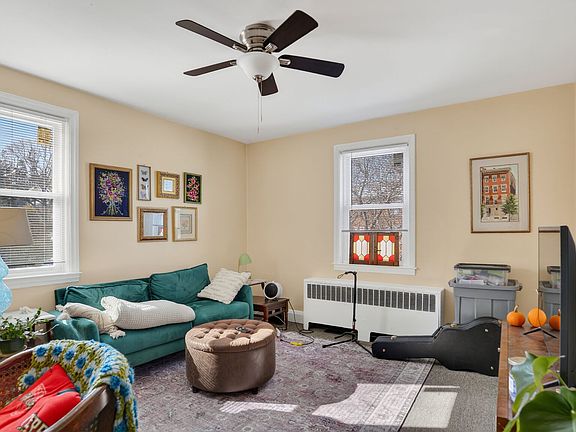 5th image of 6133 Parkway Dr