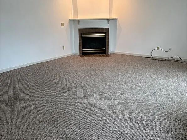 4855 E Heritage Cir, Muncie, IN 47303
