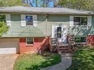 568 Ashworth Dr, Riverdale, GA 30274